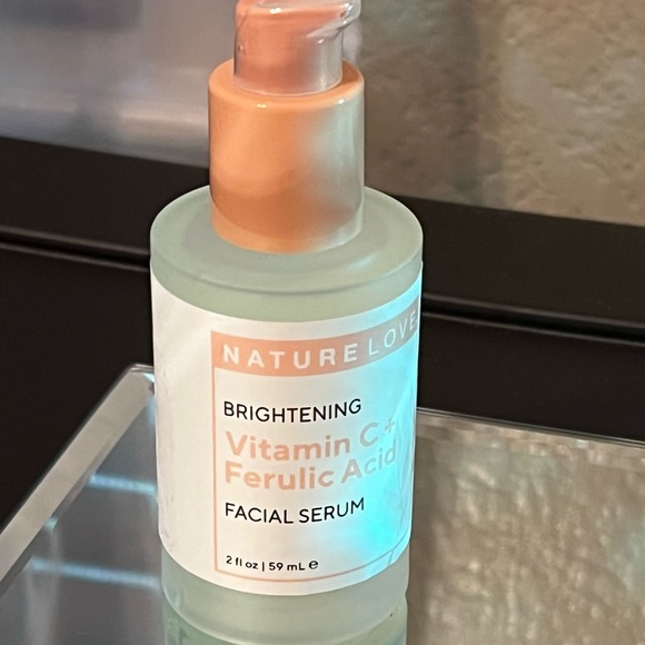 NATURE LOVE BRIGHTENING Vitamin C+ Ferulic Acid facial serum 2 fl oz. New - Picture 1 of 4
